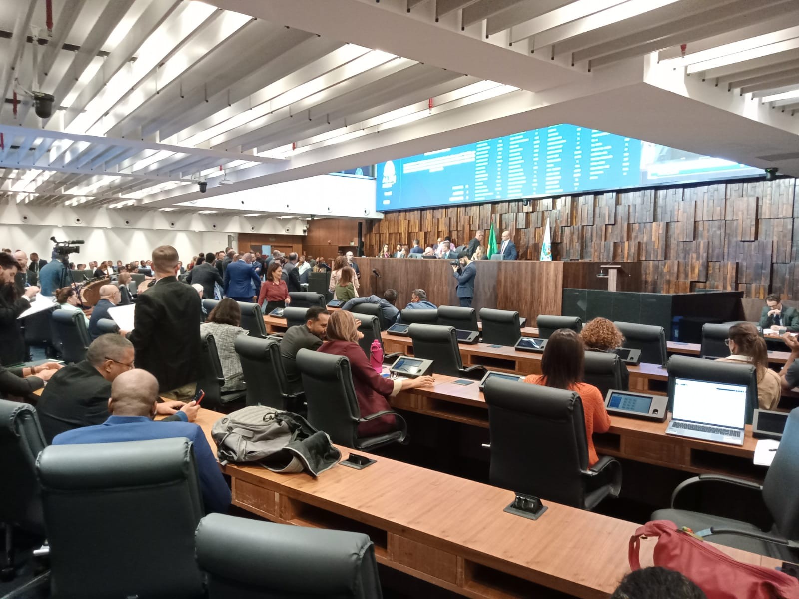 Devedor contumaz: Alerj aprova projeto que prevê punições para inadimplência tributária