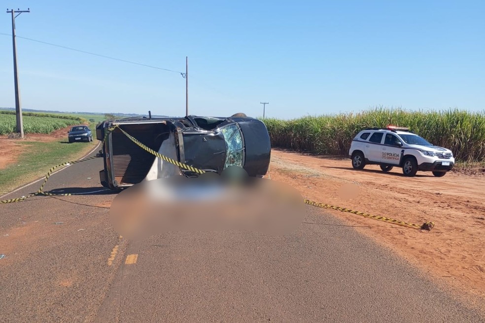 Acidente na vicinal Dr. Aloysio Nunes Ferreira em Guapiaçu (SP) que matou um motorista — Foto: Arquivo pessoal