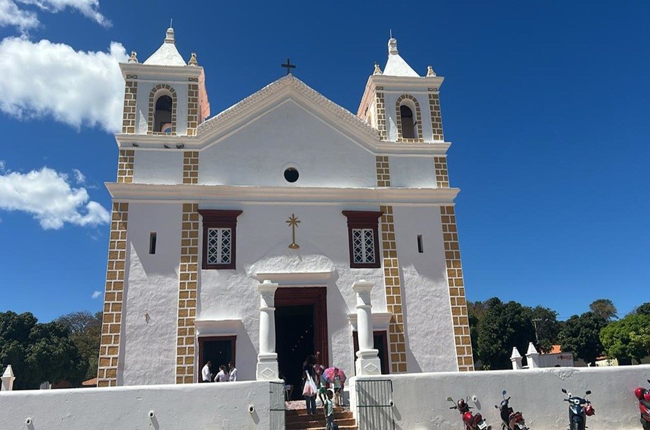Igreja matriz mais antiga de MG, em Matias Cardoso, é entregue após primeira etapa de restauração