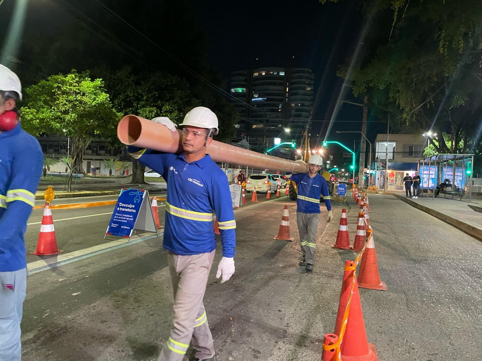 Obra para implantação de rede coletora de esgoto na Avenida Constantino Nery inicia nesta segunda (18)