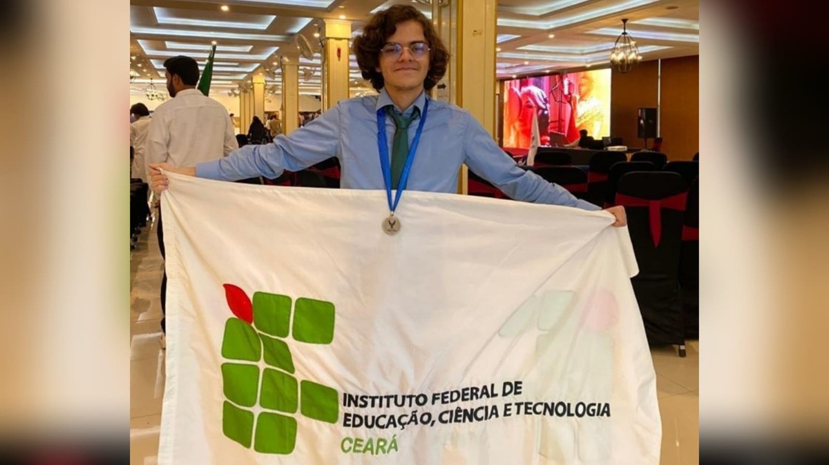 Estudante do Ceará conquista medalha de prata em 'Copa do Mundo' de Física,  no Paquistão, Educação
