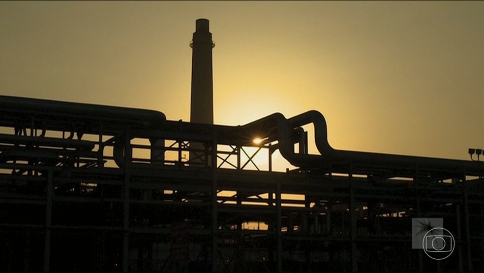 Irã diz ao mundo para se preparar para petróleo a US$ 200 o barril — Foto: Jornal Nacional/ Reprodução