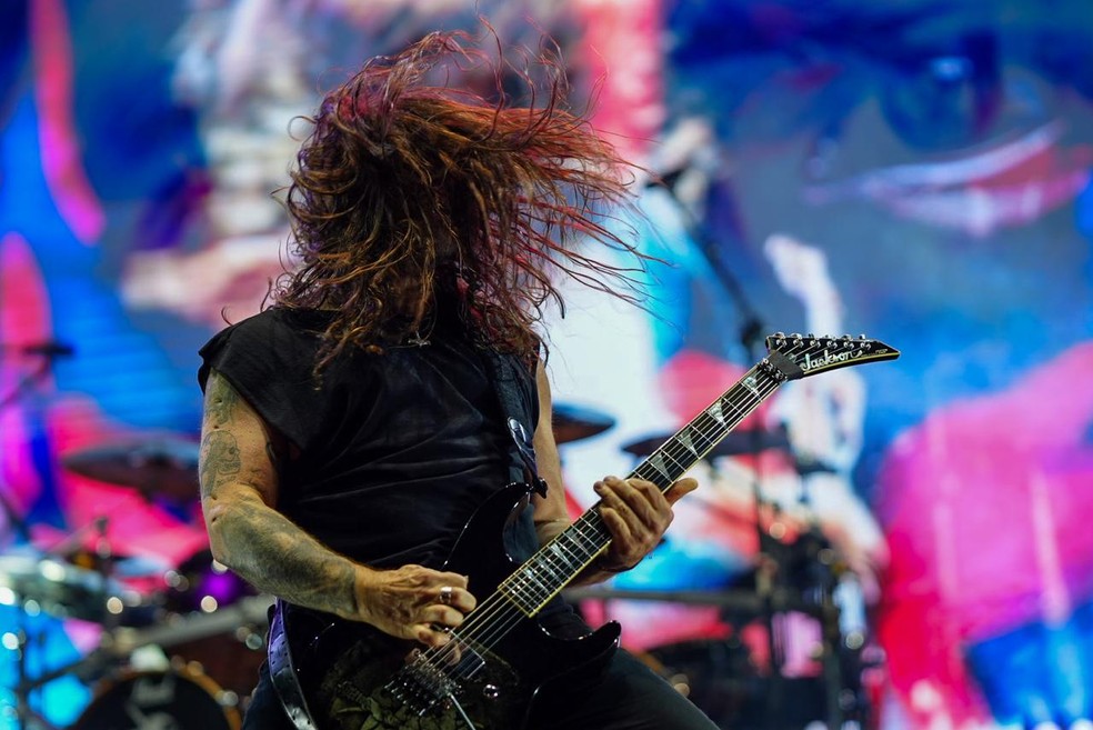 Sepultura em show no palco principal do Santa Bárbara Rock Fest — Foto: Antonio Trivelin/g1