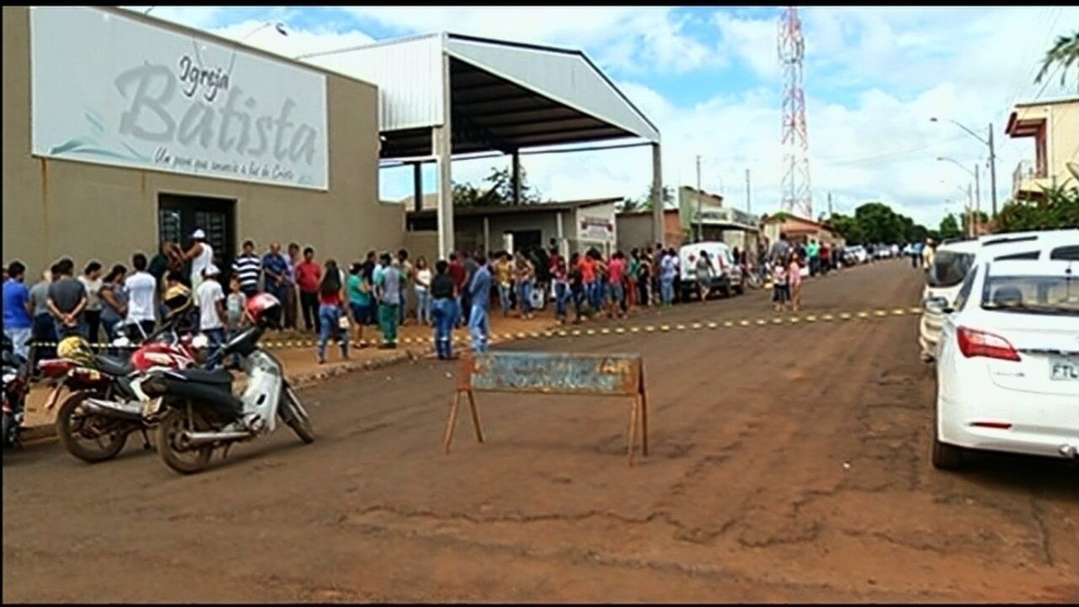 Enterrados Em Montividiu Corpos Das Três Jovens Mortas Em Acidente Na