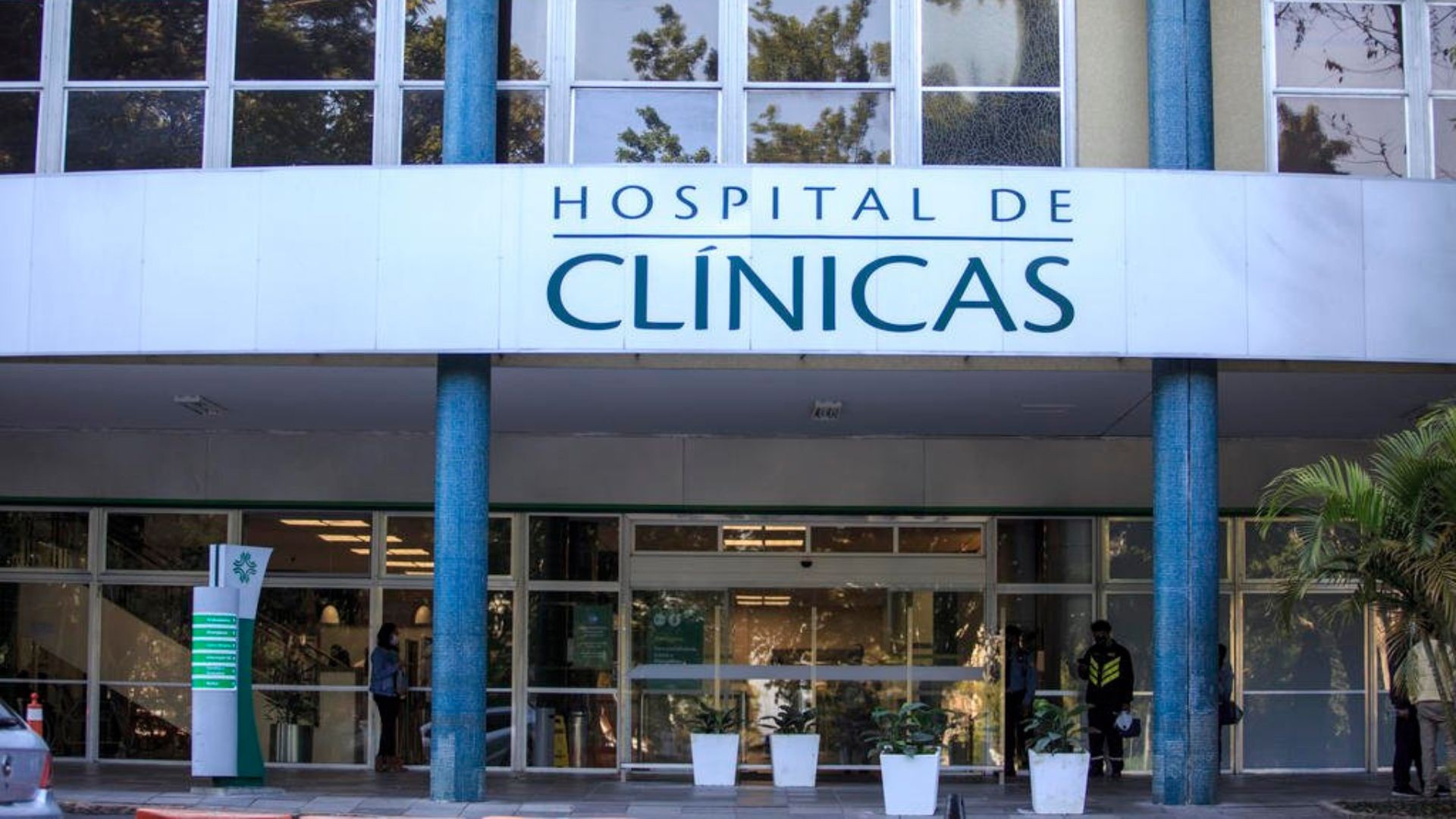 Surto de bactéria leva Hospital de Clínicas de Porto Alegre a fechar Centro Obstétrico; mortes de bebês são investigadas