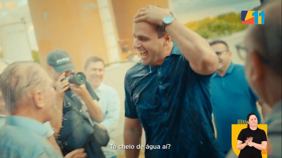 Imagem de guia eleitoral de Lucas Ribeiro — Foto: Reprodução TV Cabo Branco.