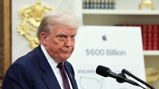 Trump avalia classificar maconha como droga menos perigosa, diz jornal