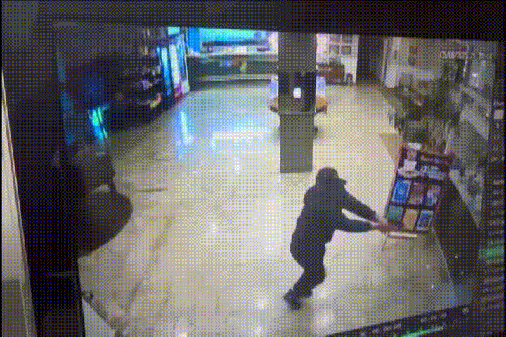 Homem atira várias vezes dentro de hotel e mulher fica ferida no interior de SP; VÍDEO