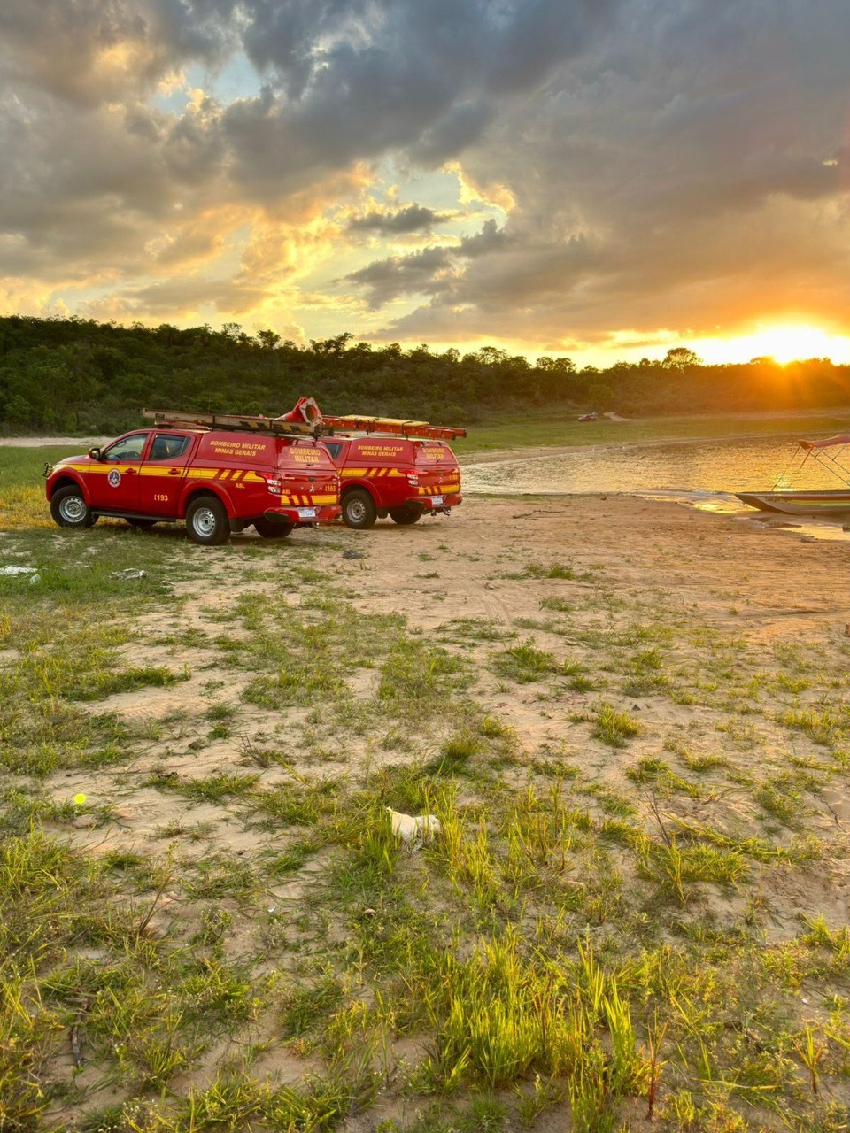 Jovem morre afogado na Lagoa Várzea das Flores, em Contagem