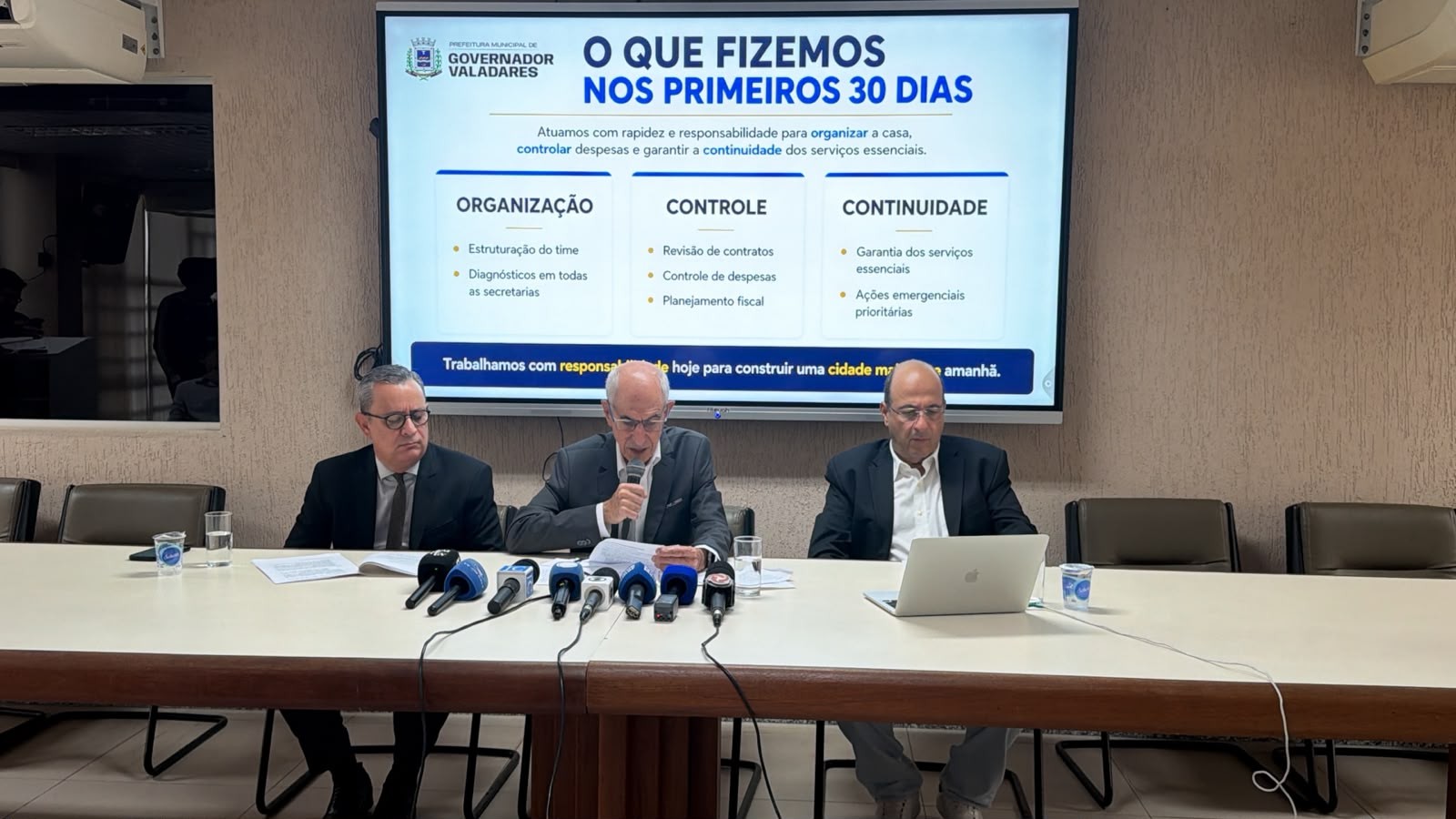 Prefeitura de Governador Valadares aponta aumento das dívidas e desequilíbrio nas contas após 30 dias de gestão