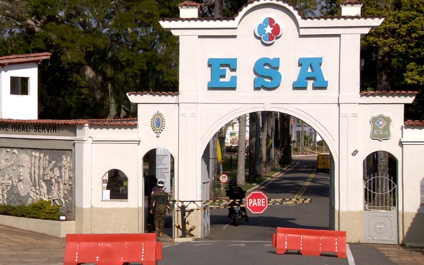 SES-MG confirma três casos de febre maculosa na Escola de Sargentos das Armas