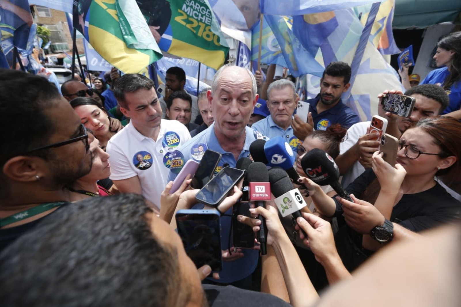 Ciro promete fazer mutirão para garantir laudo a pessoas atípicas e ajudar na obtenção do BPC