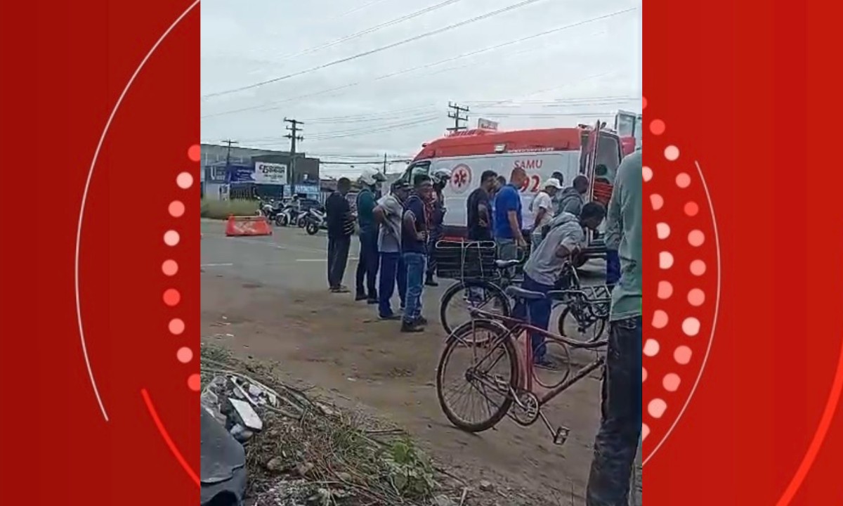 Motociclista morre após ser atropelado por carreta em Feira de Santana