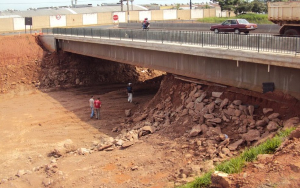 Fóssil foi descoberto durante obras de duplicação da Rodovia Comendador Pedro Monteleone (SP-351), em Catanduva, SP — Foto: Arquivo pessoal