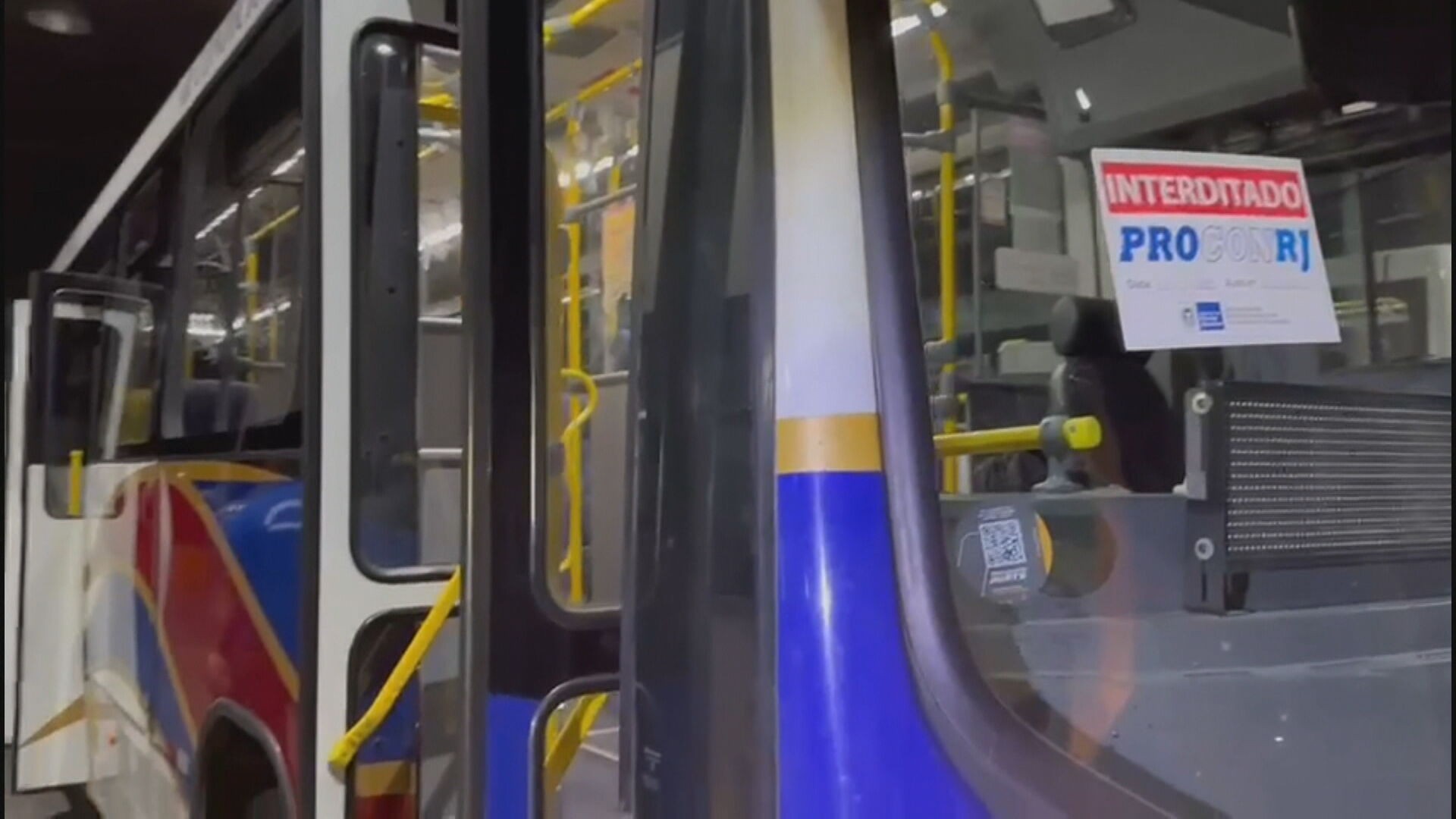 Vistoria tira 13 ônibus da Viação Tinguá de circulação por problemas como bancos soltos, ar-condicionado quebrado e até falta de freio 