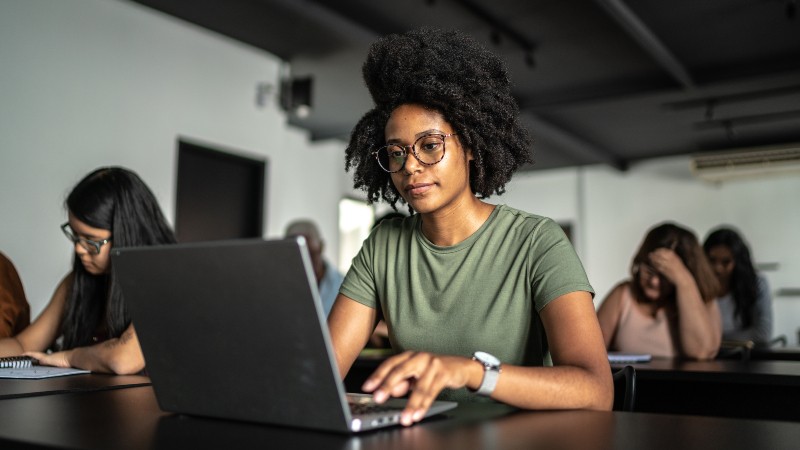Invista no seu futuro com os cursos lato sensu da Pós-Unifor