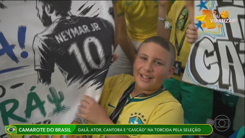 Corte 'cascão' continua aparecendo entre torcedores brasileiros — Foto: Reprodução/TV Globo