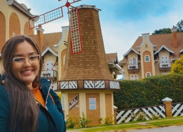 Brigadista Emellyn Silva Aguiar Menezes morreu em um incêndio no Shopping Tijuca nesta sexta-feira (2). — Foto: Reprodução