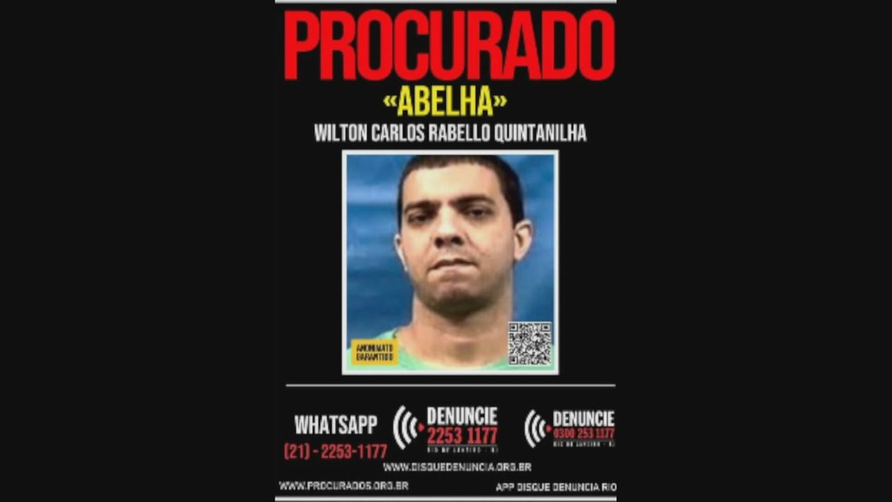 Abelha saiu pela porta da frente do sistema penitenciário do RJ e, atualmente é procurado — Foto: Reprodução/TV Globo