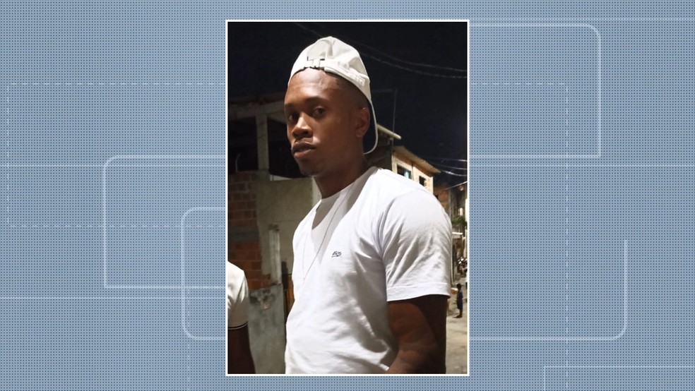 Uanderson Santana Santos, de 26 anos, foi morto com facada em Salvador — Foto: Reprodução/TV Bahia