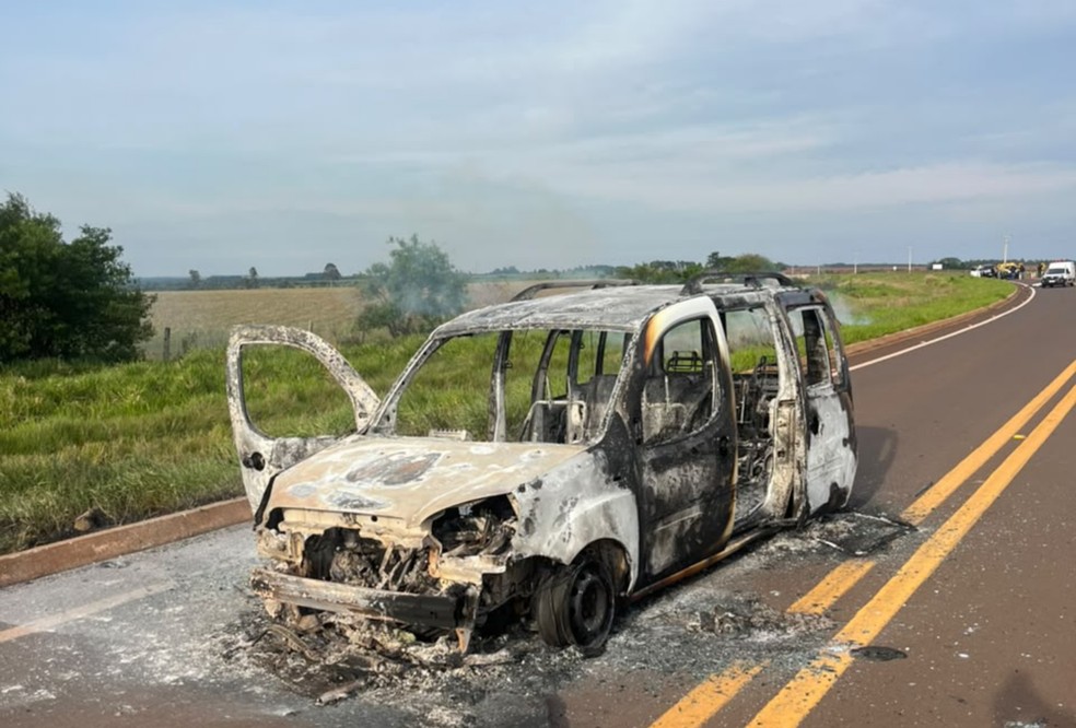 Acidente aconteceu na madrugada de sábado (24), na MS-289 — Foto: PMR
