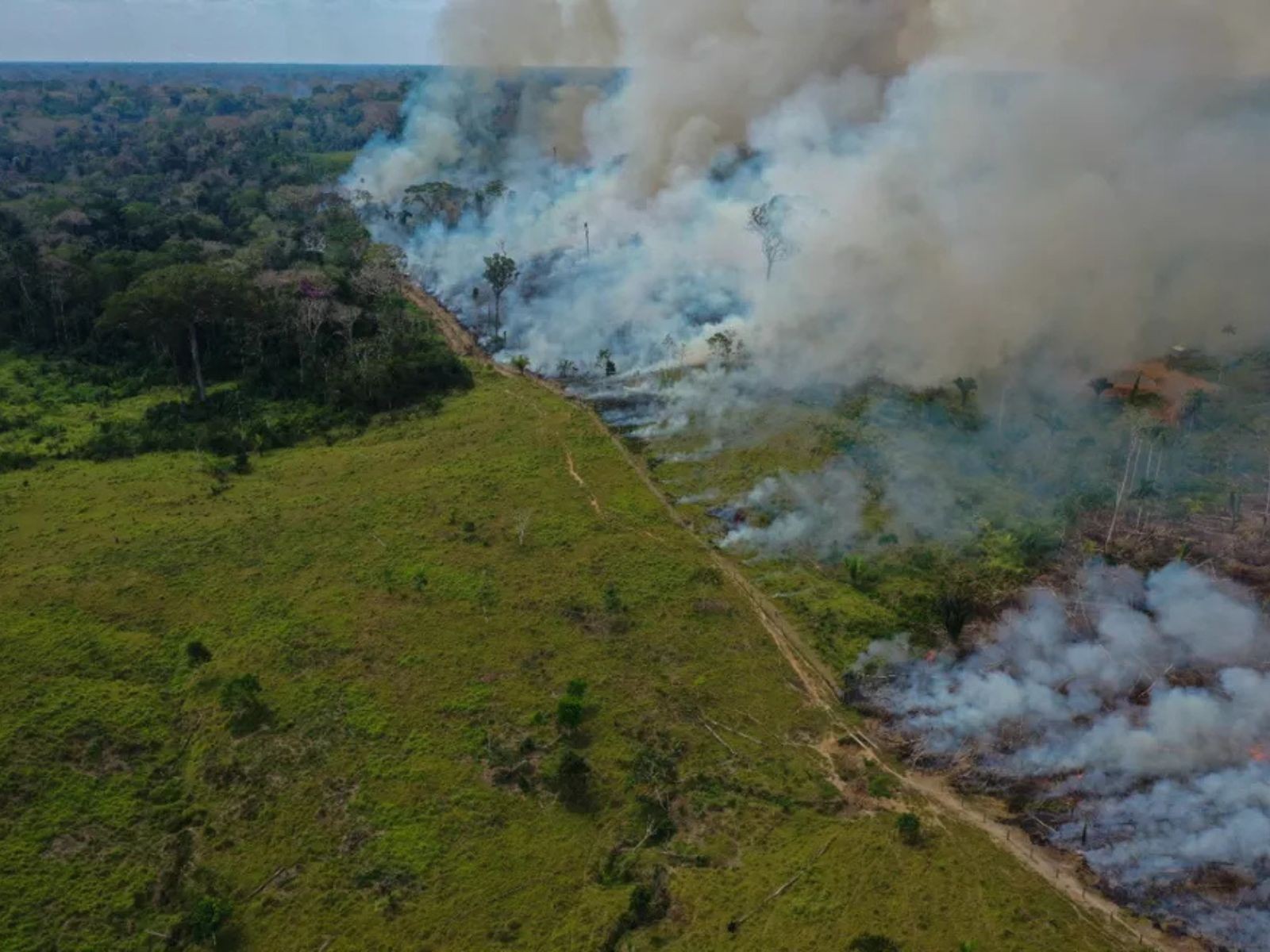 Acre tem alta de mais de 760% nos focos de queimadas em agosto, aponta Inpe