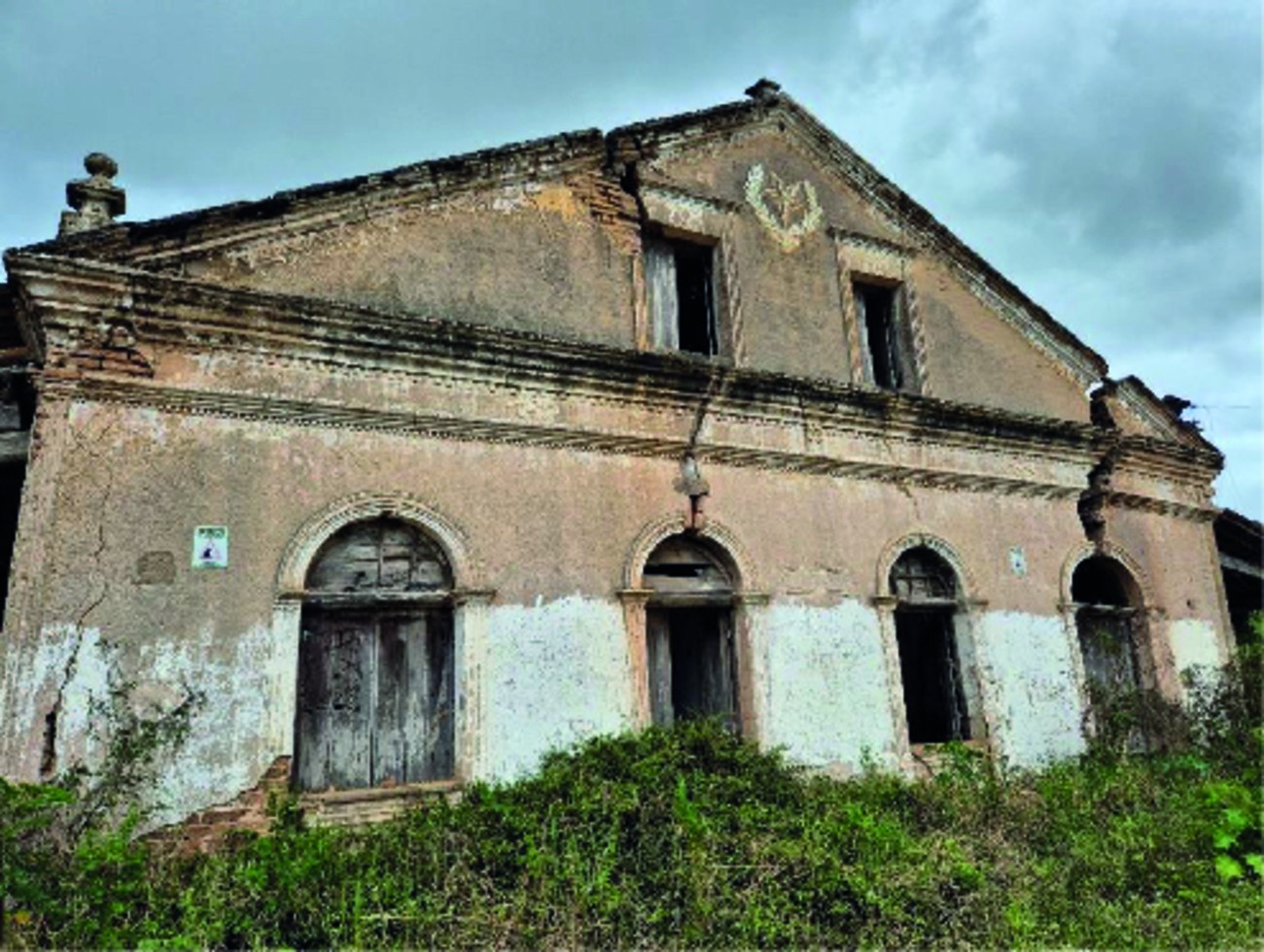 Patrimônios históricos da Paraíba têm risco de desabamento, vandalismo e abandono, aponta TCE-PB