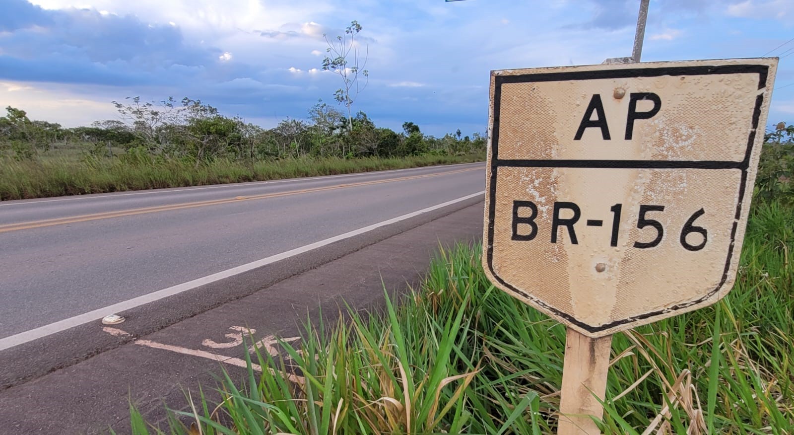 Interdição afeta circulação de veículos na BR-156 e 210 no Amapá; veja horários