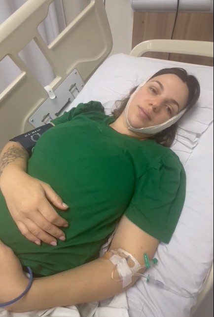 Grávida atingida por pedaço de poste no ES passa por cirurgia na cabeça 