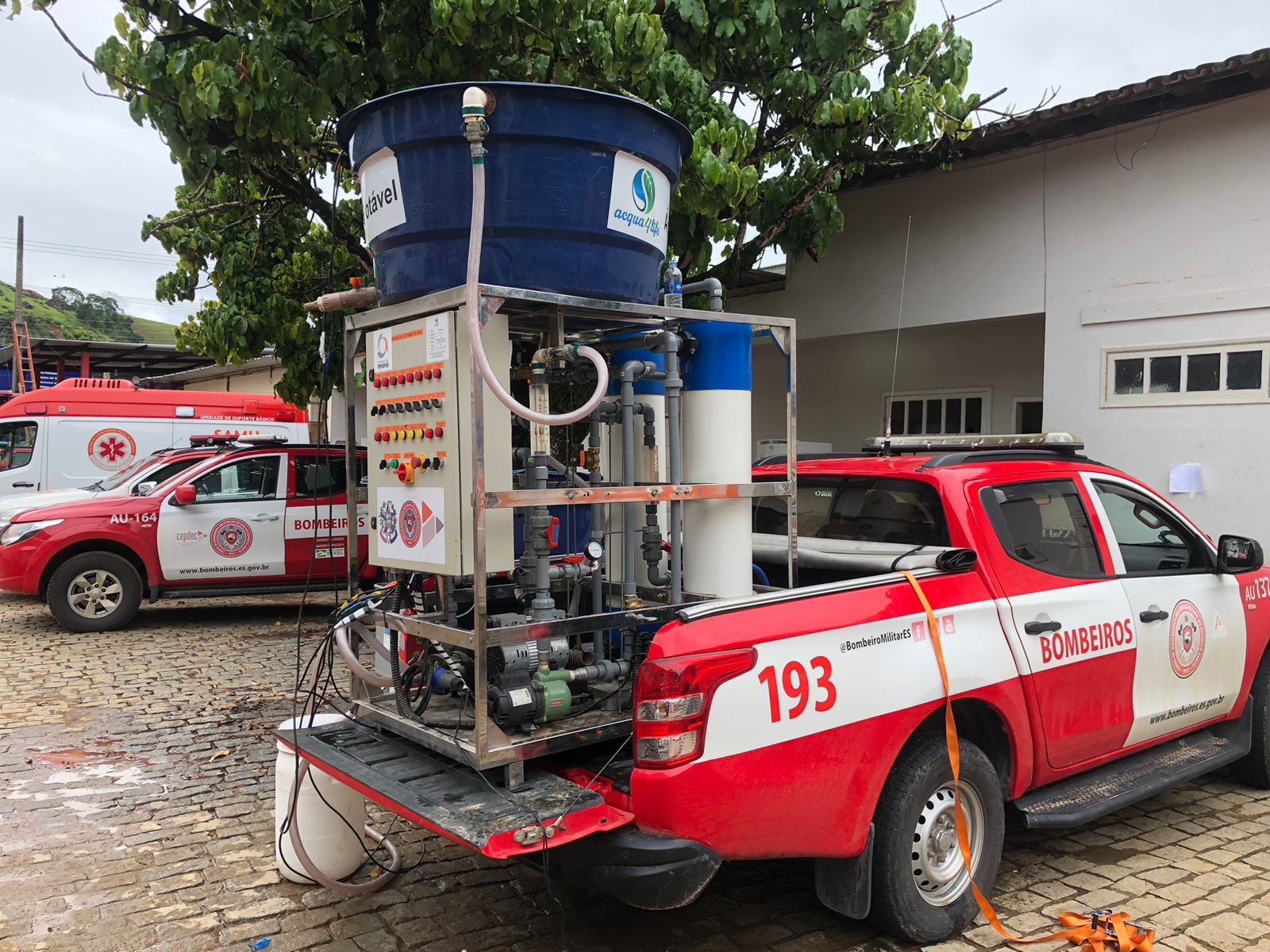 ES envia estações móveis de tratamento de água ao Rio Grande do Sul para ajudar vítimas da chuva