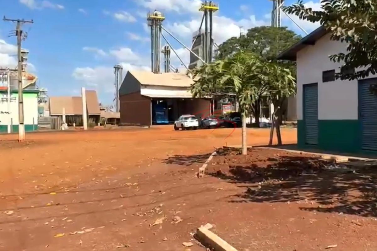 Trabalhador morre após ser atingido por tampa de caçamba em cooperativa de grãos em Maracaju