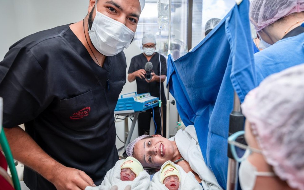 Quadrigêmeos nascem em Goiânia — Foto: Reprodução/Katiuscia Christiane
