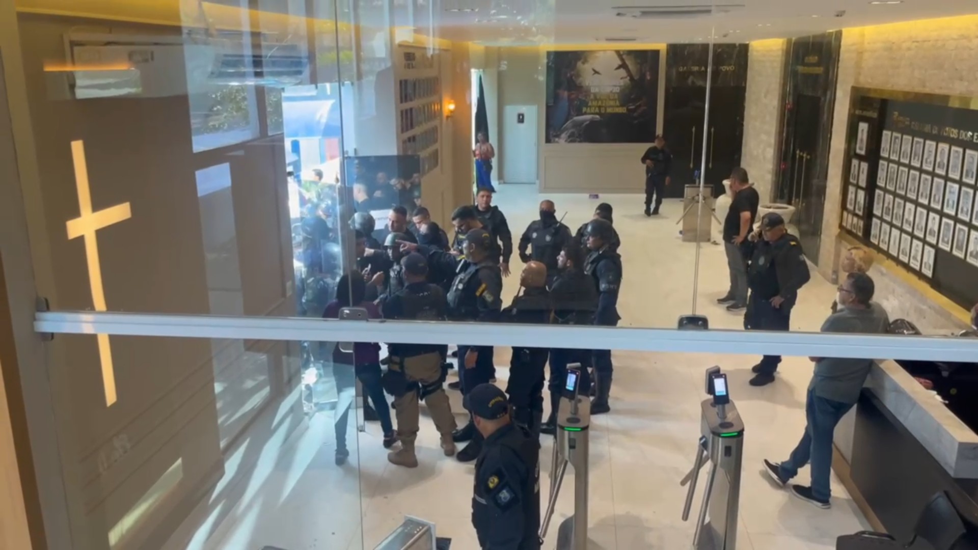 Câmara de Belém vota orçamento de R$ 6,7 bilhões para 2026; sessão é marcada por confusão