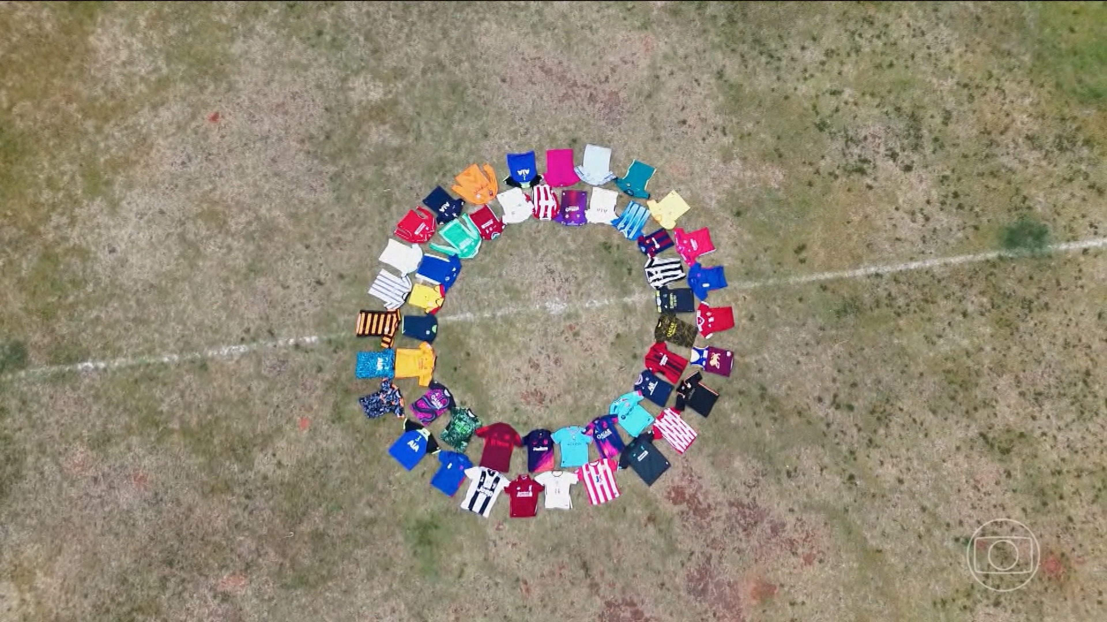 Conheça projeto que ajuda no descarte sustentável de uniformes de times de futebol