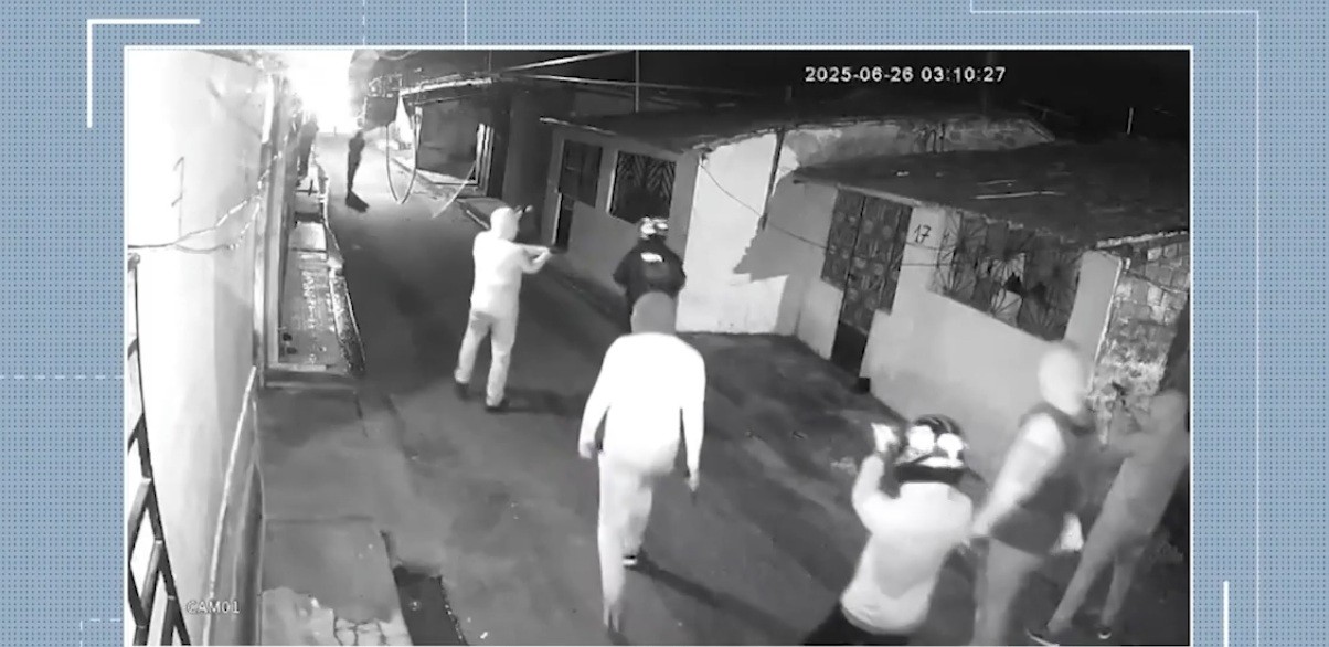 Quatro suspeitos de integrar grupo encapuzado que matou homem em Alagoas são presos na Bahia