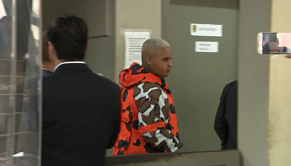 Mc Ryan SP preso: veja vídeo de cavalo-pau dentro de estádio que causou detenção do cantor 
