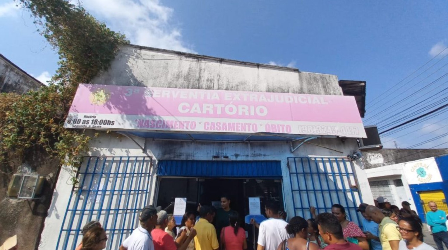 Longas filas em cartórios de São Luís são alvo de denúncias na Ouvidoria do Ministério Público do MA