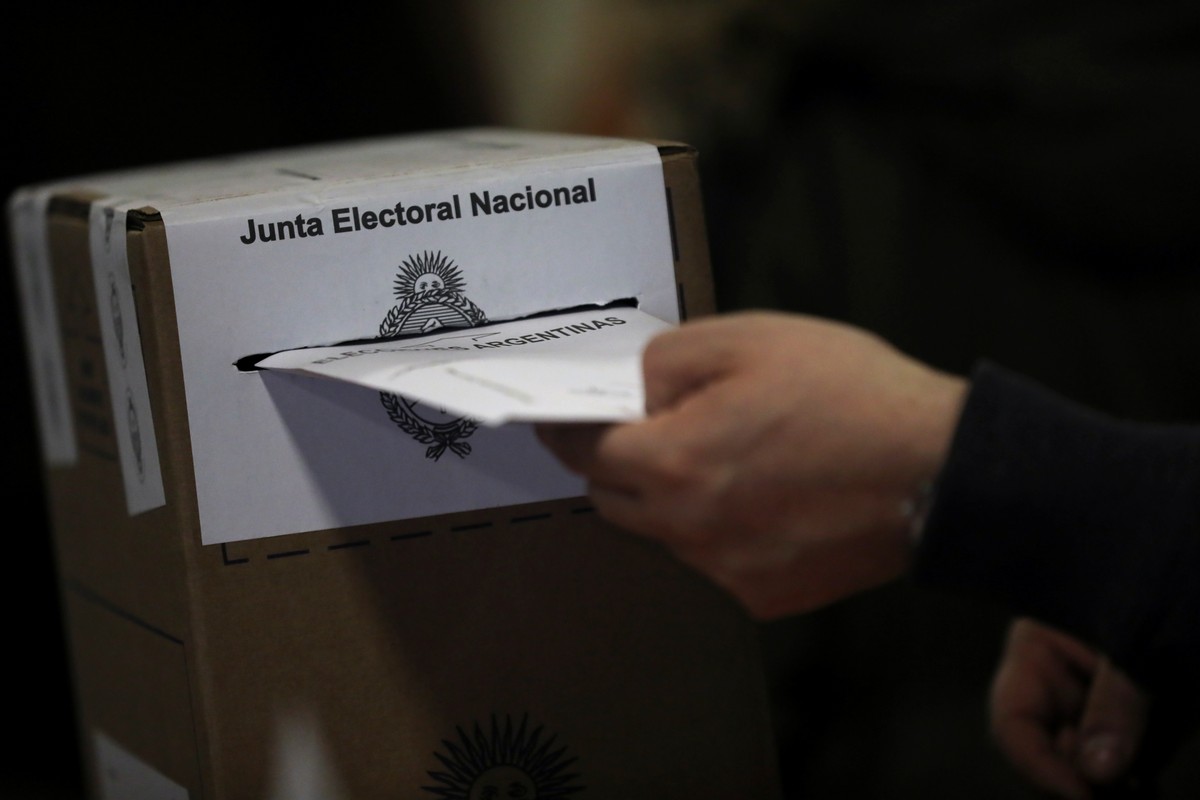 Eleições na Argentina: candidatos à Presidência participam de 1º debate ...