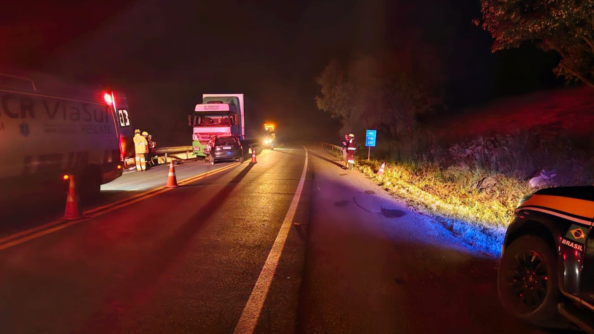 Duas pessoas morrem e três ficam gravemente feridas em acidente na BR-386
