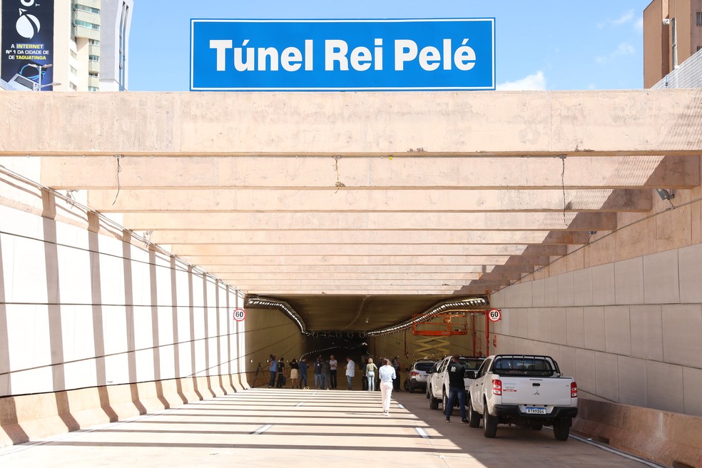 Túnel Rei Pelé, em Taguatinga, no DF — Foto: Paulo H. Carvalho / Agência Brasília