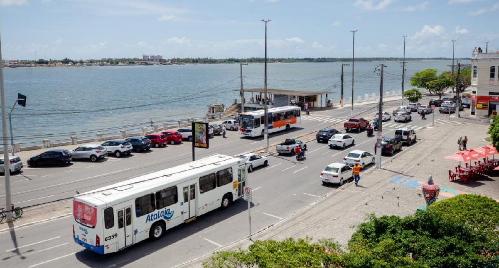 Prefeita assina decreto que inicia revisão do Plano Diretor de Aracaju