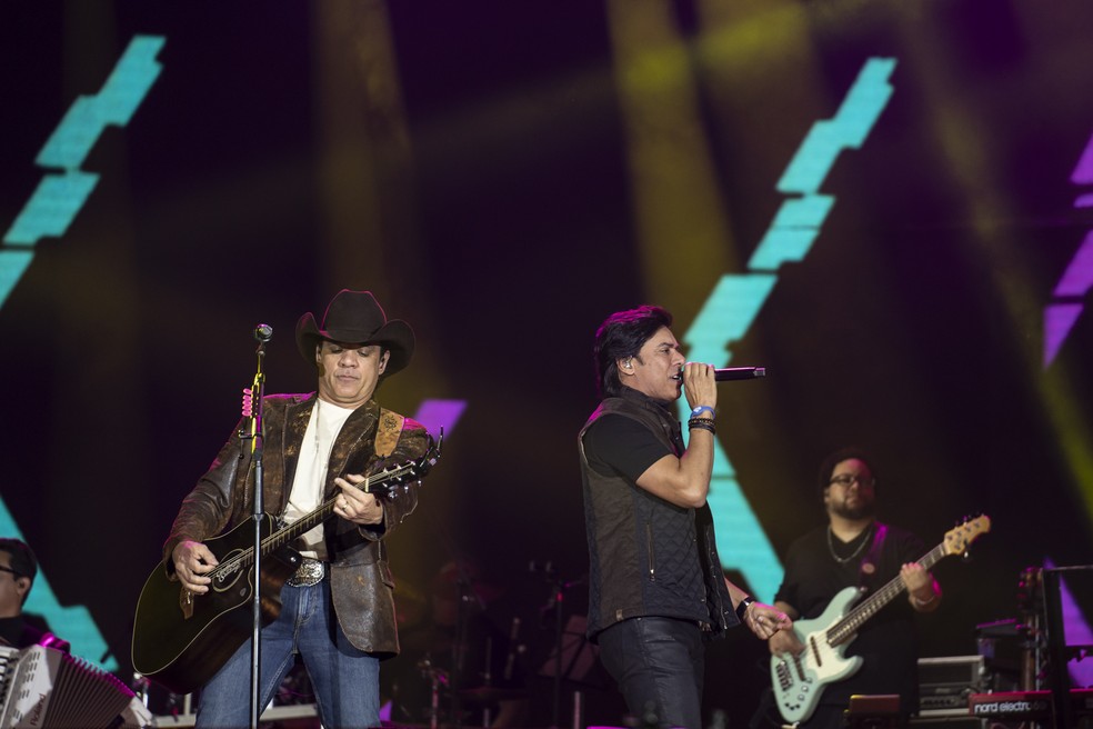 Guilherme e Santiago se apresentam na Festa do Peão de Barretos 2025