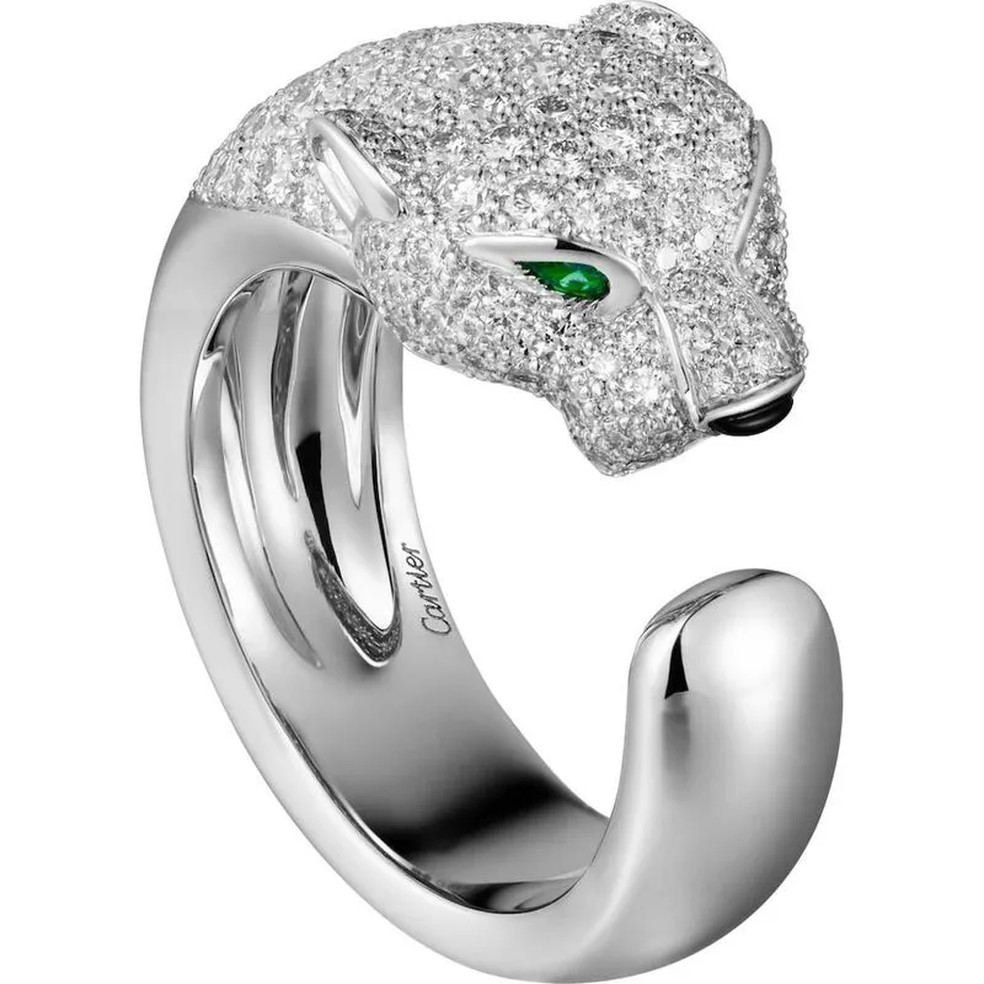 O anel “Panthère de Cartier”, de aproximadamente R$ 210 mil, permitiria a compra de cerca de 27 peças — Foto: Divulgação/Cartier