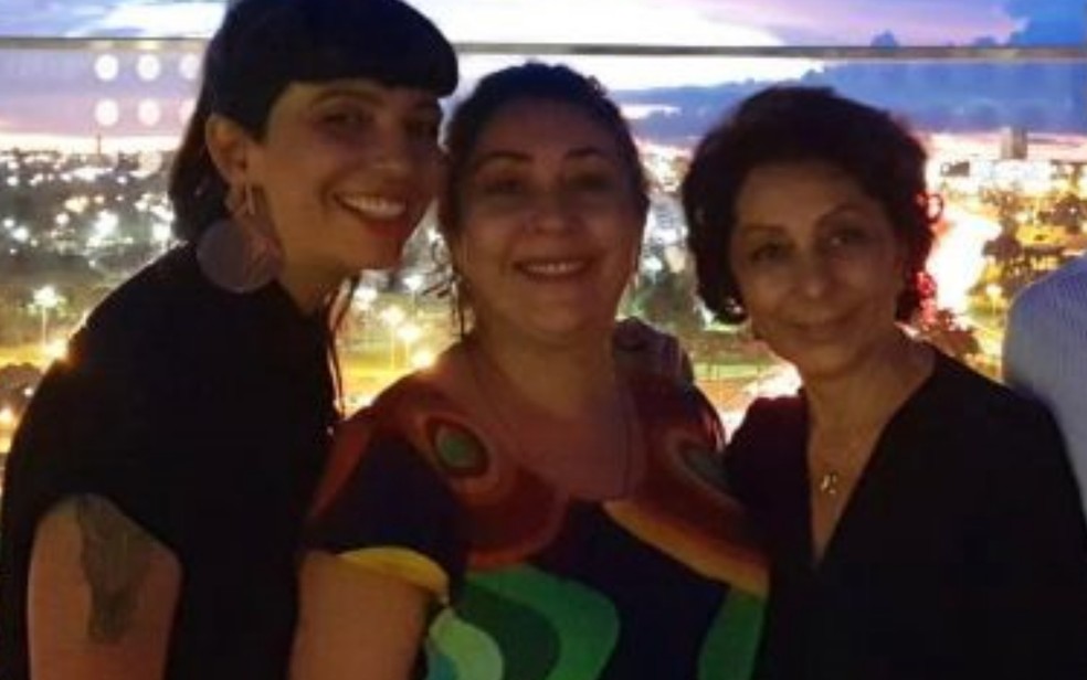 Michelle Mascarenhas (a esquerda), Karla Mascarenhas (no meio) e Rosita Mascarenhas (a direita) morreram em acidente em Goiás — Foto: Reprodução/Redes Sociais