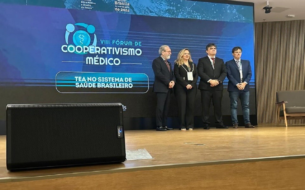 Unimed Teresina participa do VIII Fórum de Cooperativismo Médico