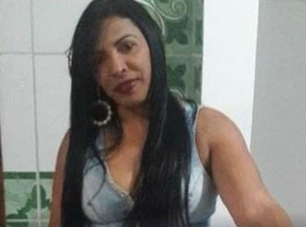 Elisângela Souza Silva, de 44 anos, era conhecida como 'Rainha do pó' do sudoeste da Bahia — Foto: Reprodução/Redes Sociais