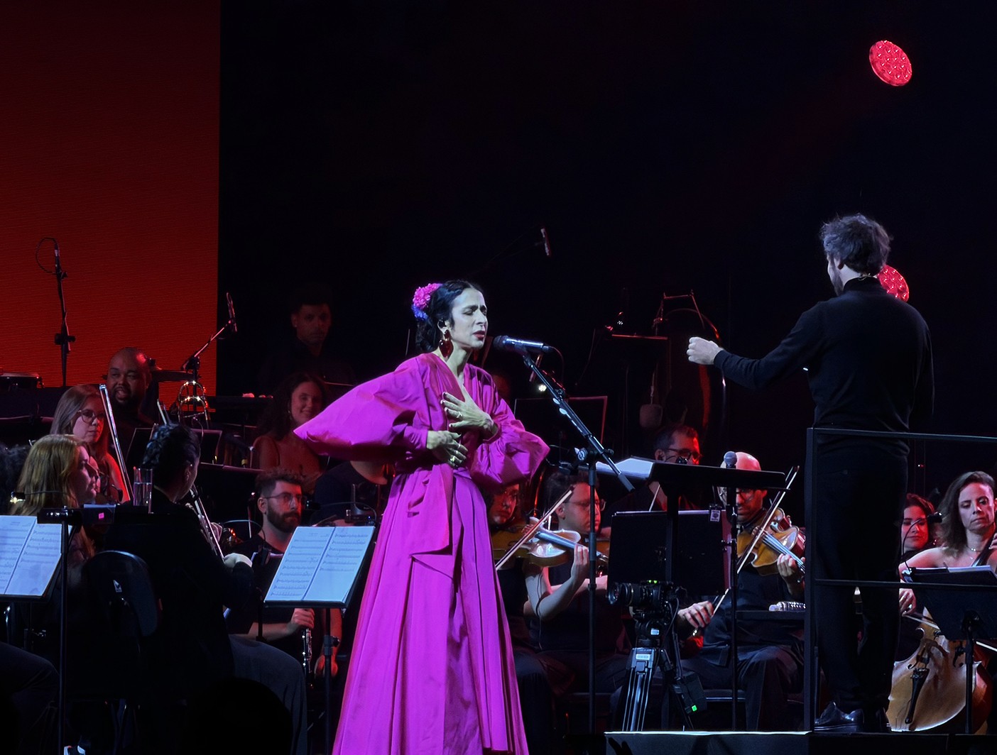 Marisa Monte, Nando Reis, Léo Santana, Pablo e Bruno e Marrone agitam fim de semana no DF