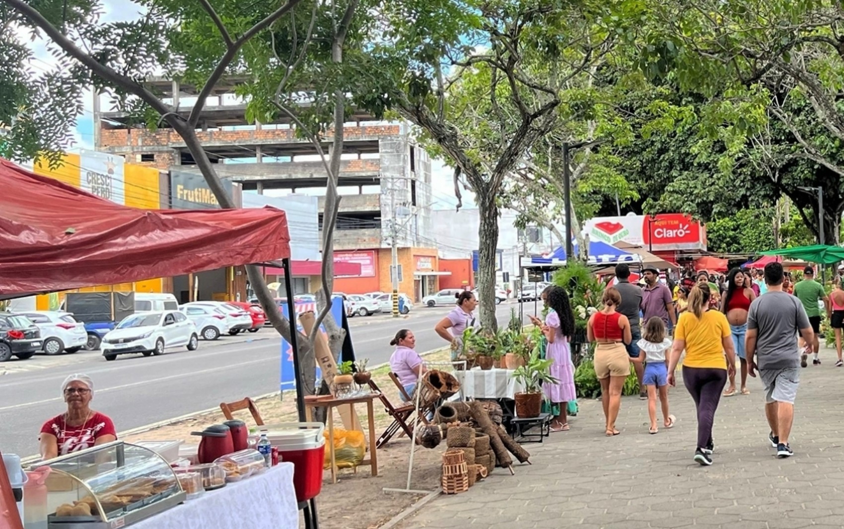 Feira reúne cultura, arte, música e antiguidades em Feira de Santana neste domingo; saiba mais