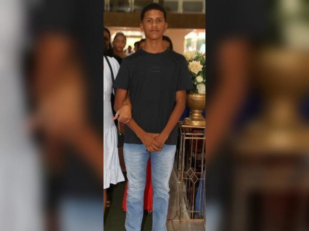 Marcos Vinicius Rodrigues Carvalho, de 15 anos, morreu após ser baleado em uma quadra esportiva na cidade de Varjota, no interior do Ceará. — Foto: Arquivo pessoal