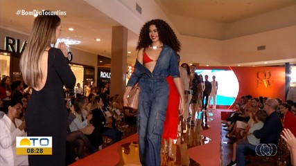Tendências da moda tocantinense são apresentadas durante desfile em shopping de Palmas